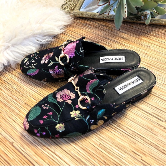 Steve Madden Shoes - Steve Madden Black Floral Mules